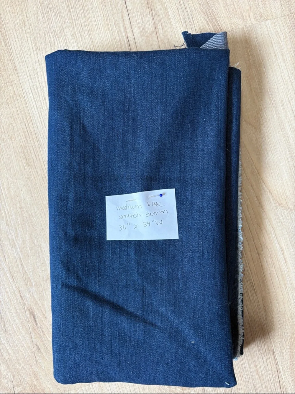 Stretch Denim remnant fabric bundle || shades of blue || 4 cuts of fabric - Picture 4 of 6
